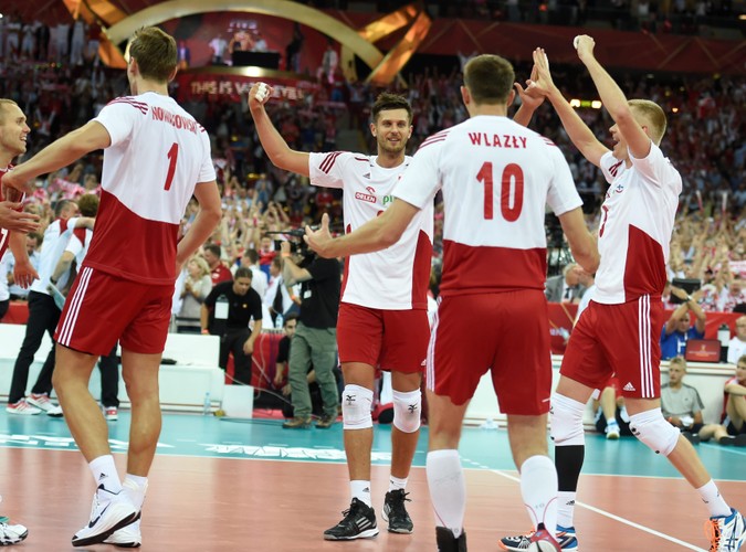 Polscy siatkarze zmietli z parkietu Serbów. Udany początek MŚ