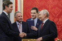 Ludzie Trumpa podlizywali się Putinowi. Wojny to nie zakończy, a jednak Ukraina coś zyskała
