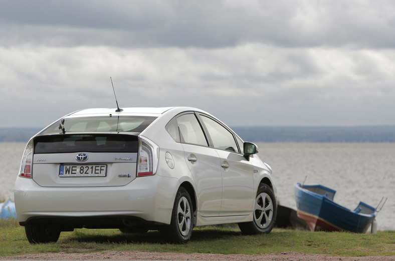 Test Toyoty Prius: hybryda na prąd z gniazdka