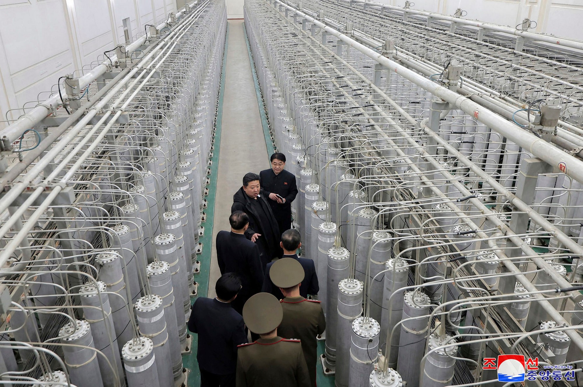 Vodca KĽDR Kim Čong-un navštívil základňu na výrobu jadrového materiálu.