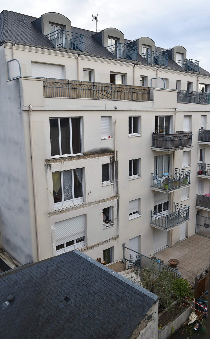 Francja. Pod studentami zarwał się balkon