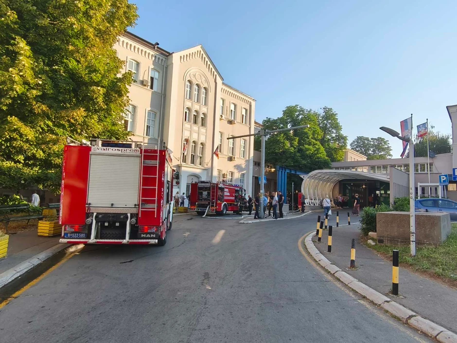 Požar u Klinici za opekotine u Pasterovoj ulici u Beogradu