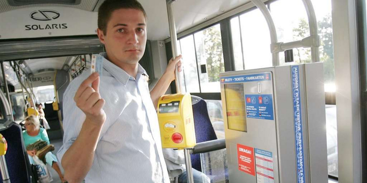 Biletomaty w warszawskich autobusach