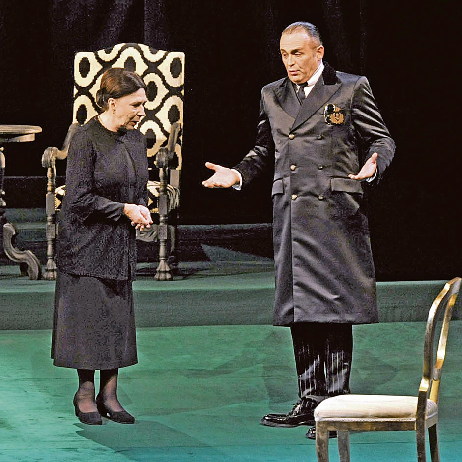 Branislav Lečić u predstavi "Tako je (ako vam se tako čini)"