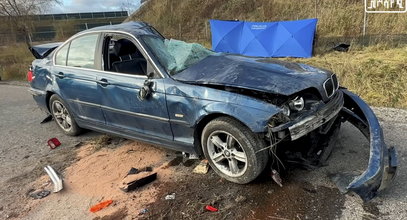 Szokujący wypadek bmw. Jedna rzecz zamieniła kabinę kierowcy w miazgę. Metr dalej i by żył