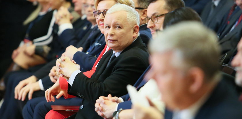 Świetne wieści dla Kaczyńskiego! Najnowszy sondaż