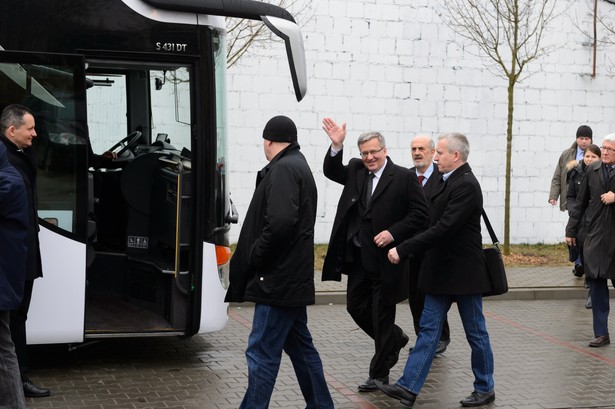 "Bronkobus" ostrzelany w Kielcach kulkami z farbą