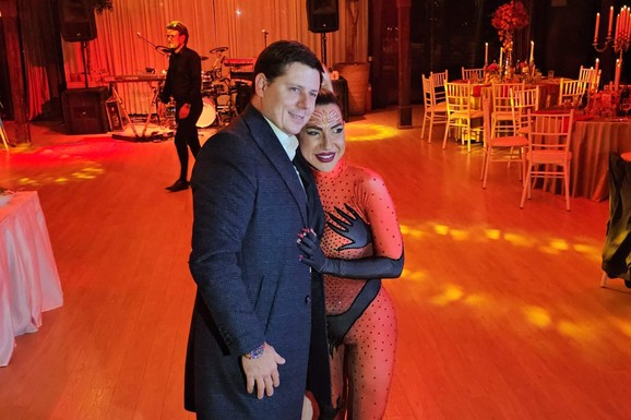 BIVŠI MUŽ JOVANE JEREMIĆ POSTAJE INFLUENSER Oglasio se na društvenim mrežama: Evo šta je rešio da pokrene i to iz svoje garaže