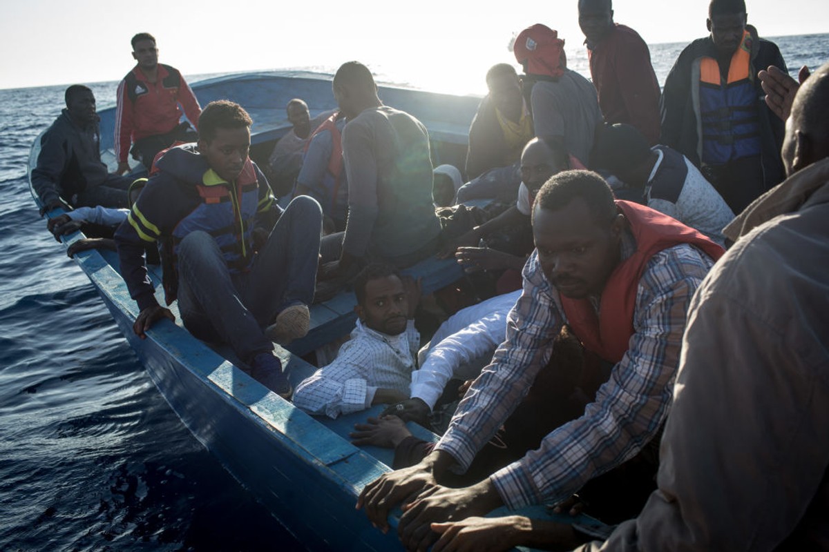 Kara więzienia za reklamę nielegalnej imigracji. Nowe prawo w Wielkiej Brytanii