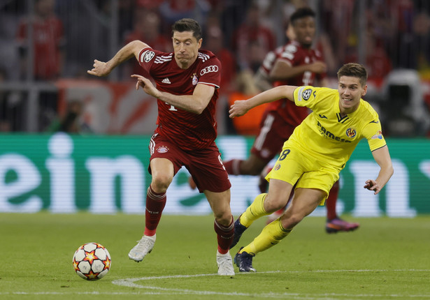 Robert Lewandowski i Juan Foyth