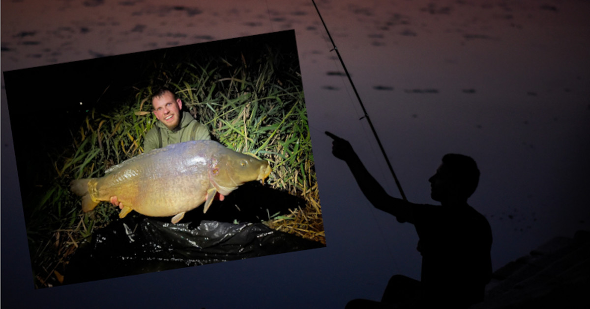 Pêcher du poisson.  Un pôle attrape un poisson rouge géant dans la compétition World Carp Classic