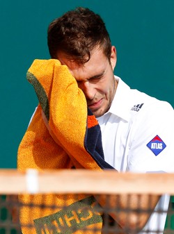 Tak Jerzy Janowicz pożegnał się z turniejem w Monte Carlo. ZDJĘCIA