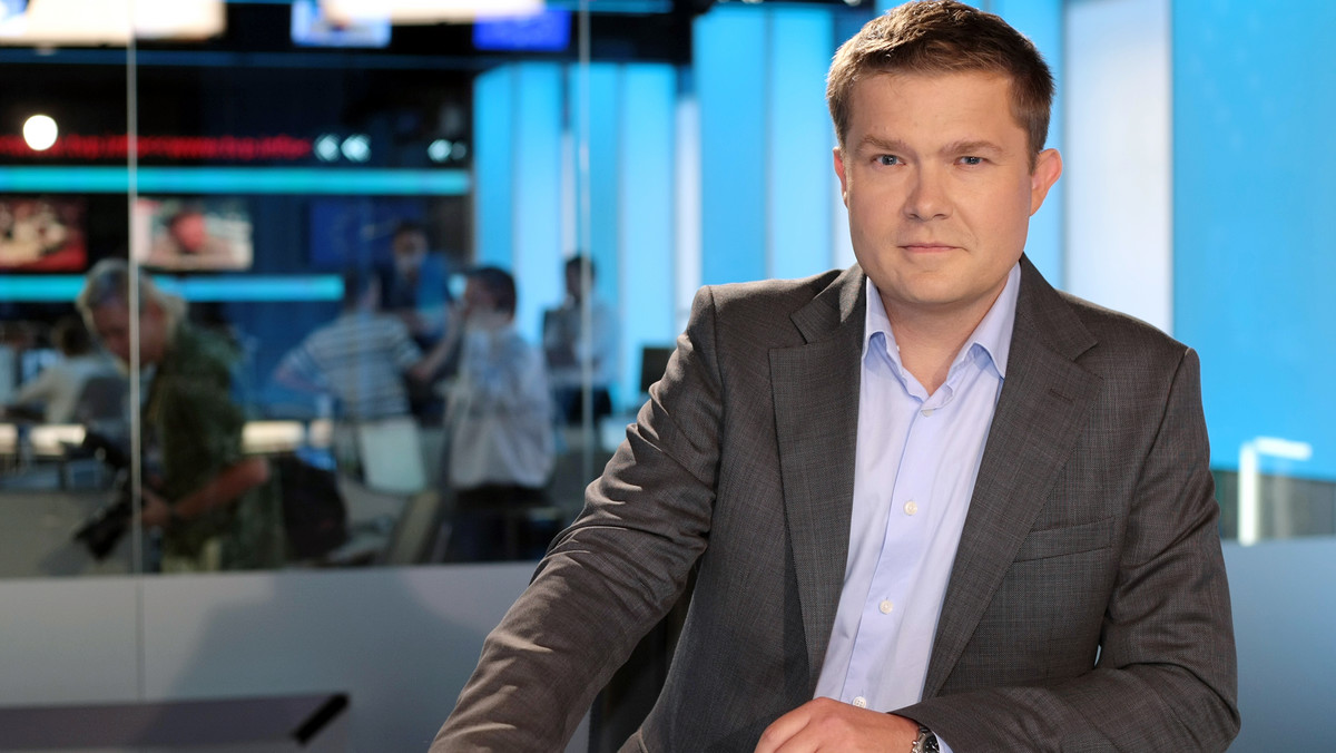Sławomir Siezieniewski jest związany z TVP od lat. On relacjonował  katastrofę w Smoleńsku - Wiadomości