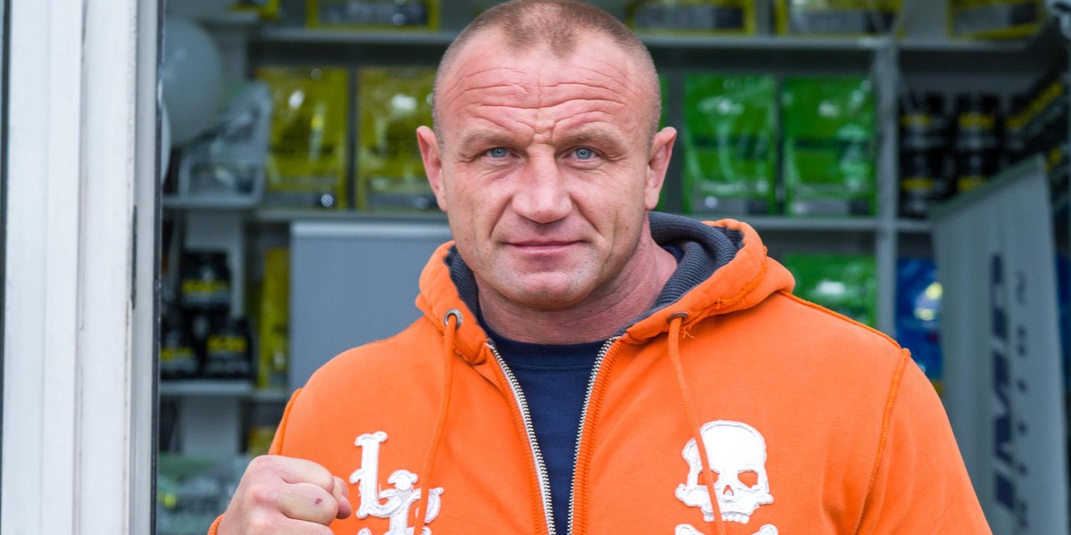 Mariusz Pudzianowski posiada wiele biznesów. 