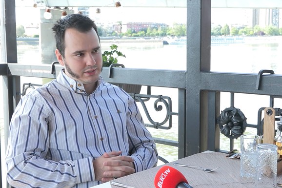 "NISAM HTEO DA SE SIN ZOVE ĐORĐE, ALI..." Aleksa Balašević o bebi, porodici, novom filmu, savetima oca i neprijateljima: Sputavali su me (VIDEO)