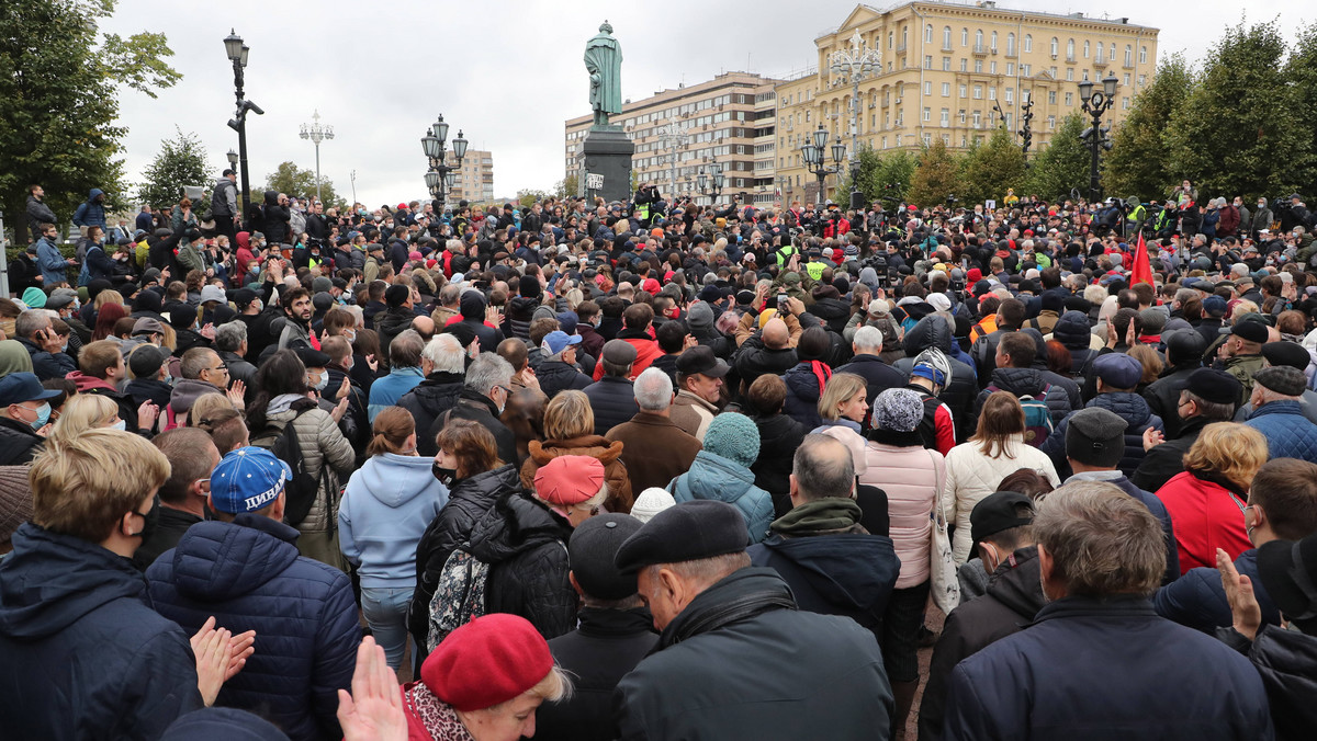 Protesty po wyborach w Rosji. Zwolennicy Komunistów wyszli na ulicę [ZDJĘCIA]