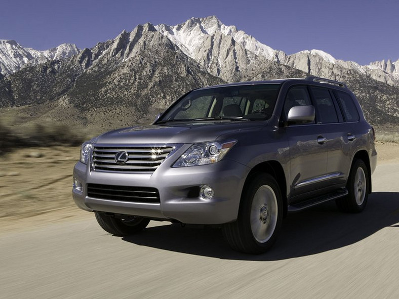 Lexus LX 570 nowa kreacja na temat Land Cruisera