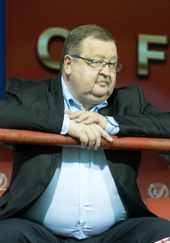 Basen na boisku. Mecz Widzew - Piast przerwany