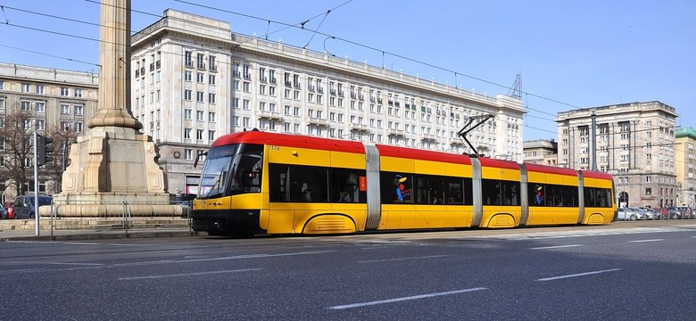 Tramwaj potrącił pieszą w centrum Warszawy