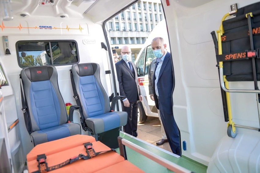 Dodela sanitetskih vozila