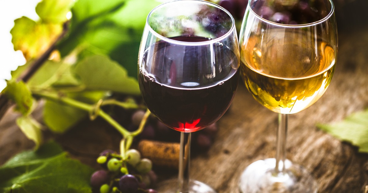 Itt a magyarázat, miért növeli minden korty alkohol a rák kockázatát