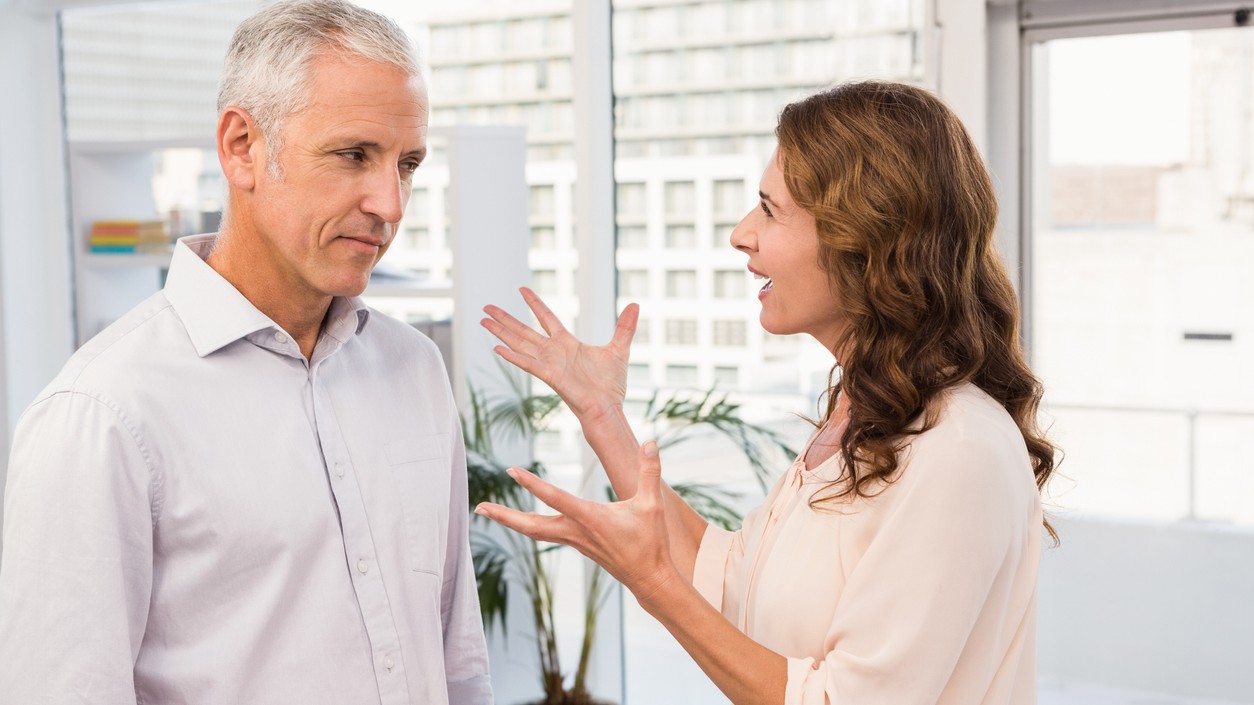Niektorí ľudia nepotrebujú dôkazy ani dlhé vysvetľovanie. Stačí im tón hlasu, gesto alebo pohľad a hneď vedia, že niečo nesedí.