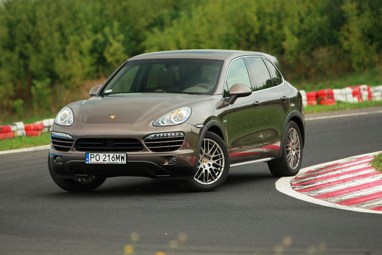 Porsche Cayenne Diesel: Nowa twarz, znajomy diesel