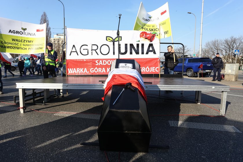 Protest rolników z AGROunii w Warszawie. Utrudnienia w ruchu