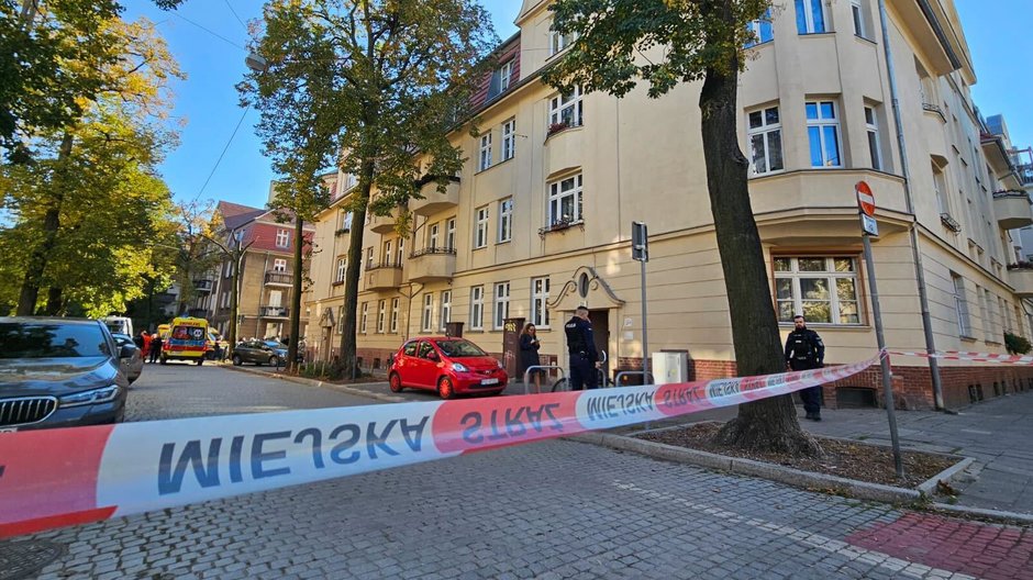 Teren zdarzenia został odgrodzony przez policję.