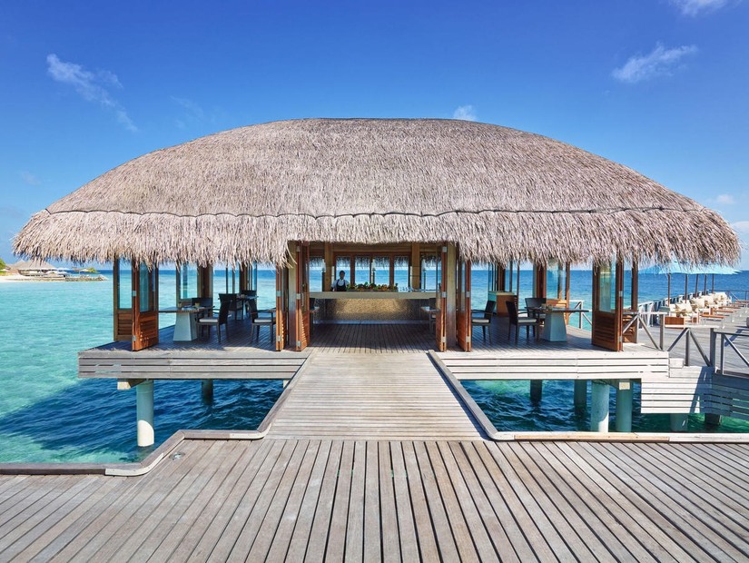 Hotel Huvafen Fushi Maldives - domek na pomoście