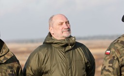 Antoni Macierewicz przesłał do BBN propozycje ws. systemu dowodzenia