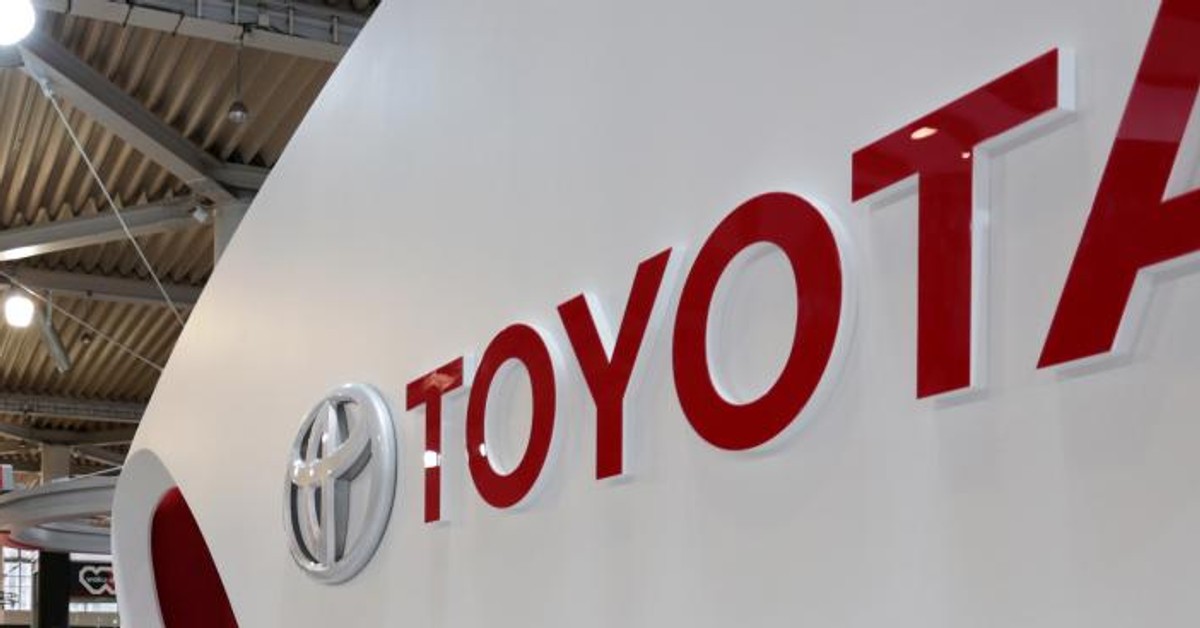 Morawiecki Cieszę się z fabryki Toyoty w Polsce Forsal.pl