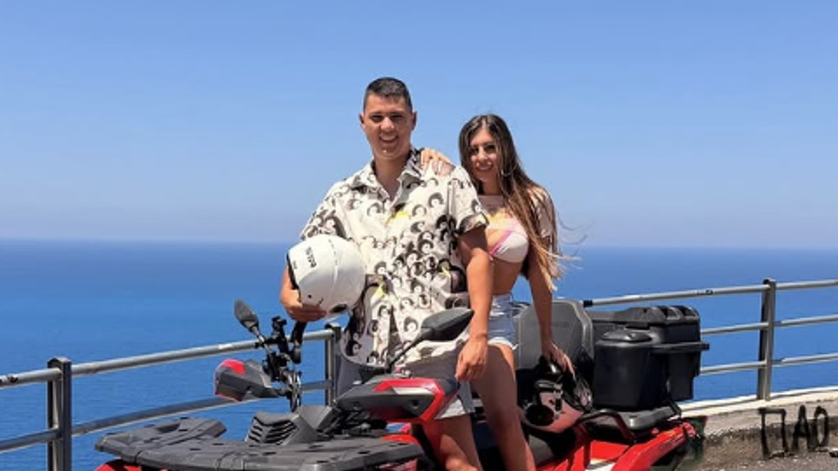 Ena Čolić i Peja na moru