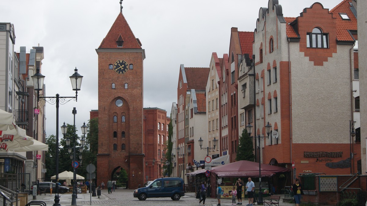 W mieście ma zostać zlokalizowane centrum dowodzenia sił Paktu Północnoatlantyckiego na tzw. wschodniej flance. Do Polski i krajów bałtyckich przybędzie kilka tysięcy żołnierzy wojsk NATO. Władze miasta nie ukrywają, że to bardzo dobra wiadomość dla Elbląga.