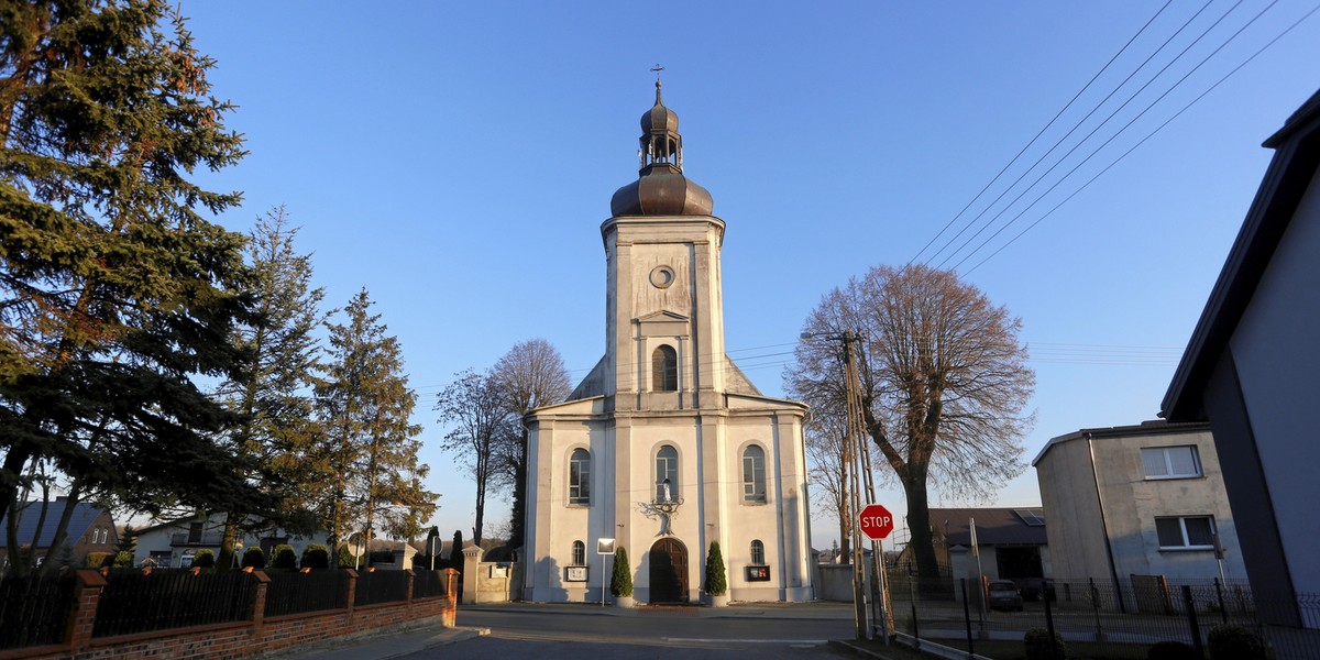 Skandal w Trzcinicy. Proboszcz sypiał z parafiankami?