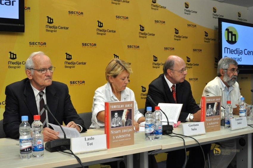 Promocija Jakićeve knjige "NIsam zavijao sa vukovima" u beogradskom Medija centru