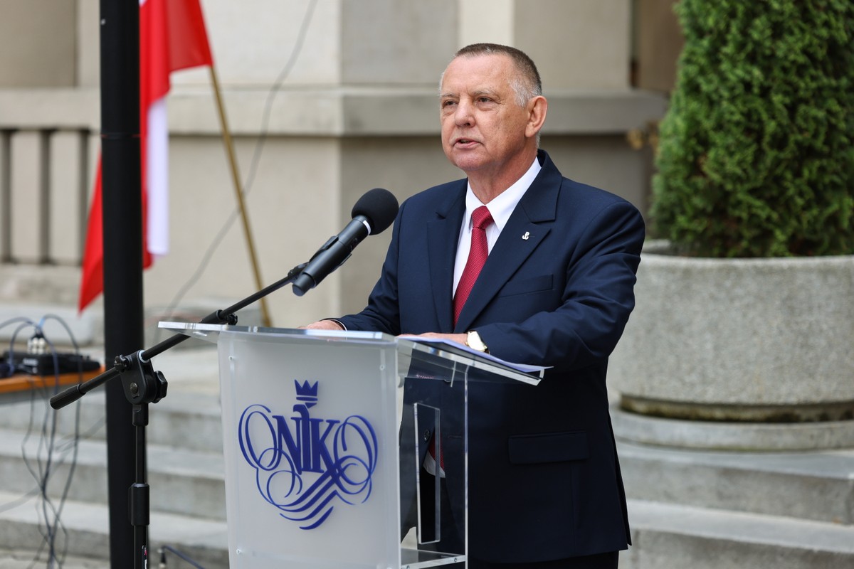 Prezes NIK o "największej polityczno-kryminalnej intrydze". Chce komisji śledczej