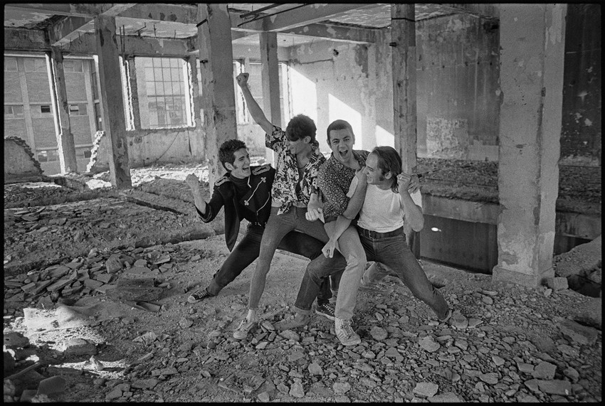Elektrićni orgazam, Stari magacin na Dorćolu 1985