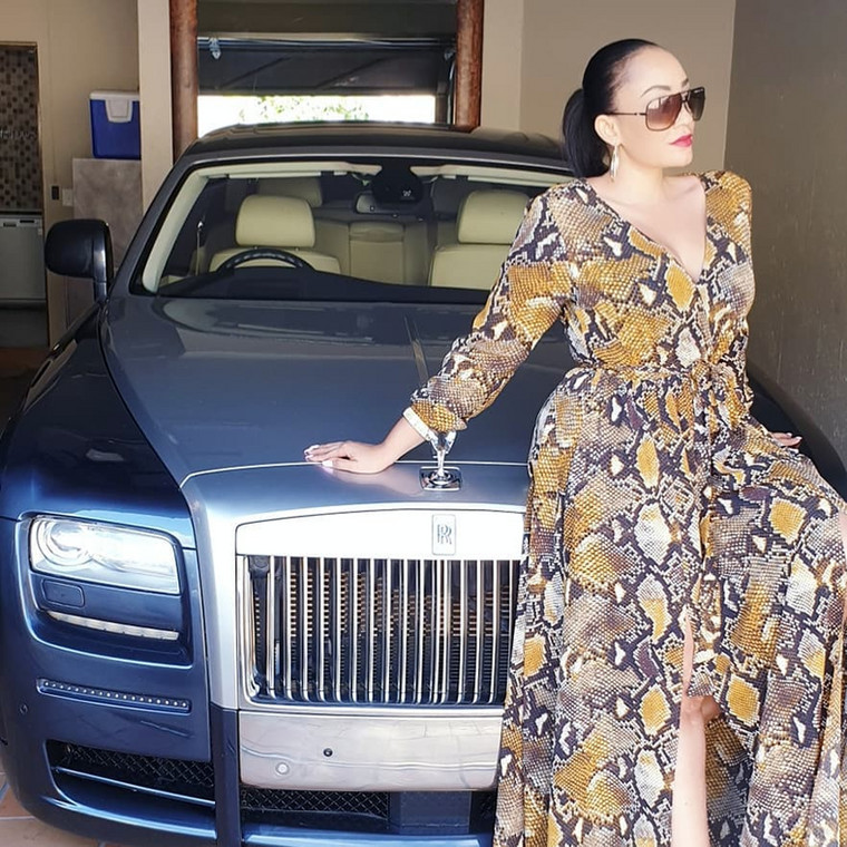 Zari Hassanâs new bae unmasked  