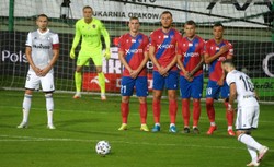 Legia Warszawa wyrwała trzy punkty w końcówce meczu z Rakowem Częstochowa