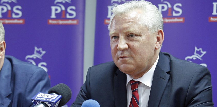 Pijany senator zawieszony. Decyzję podjął Kaczyński