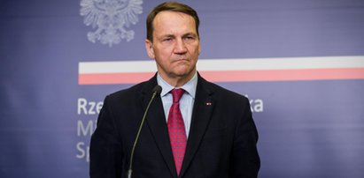 Sikorski ostro o PiS. "Przepalili pół miliarda złotych"