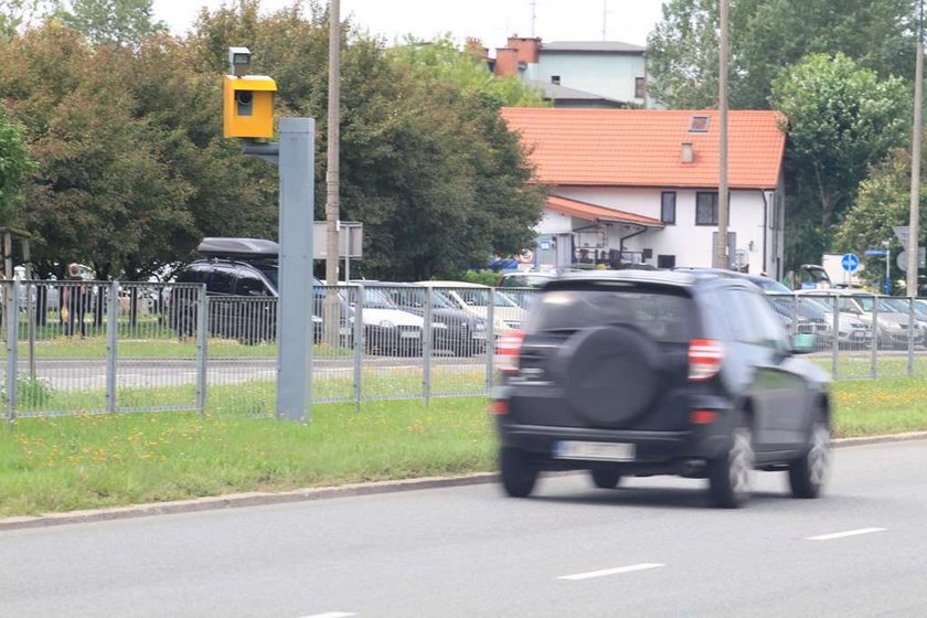 Wszystko o kontroli radarowej. Wyjaśniamy, dlaczego coraz łatwiej stracić prawo jazdy