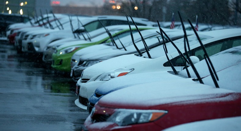 Windshield-wiper blades