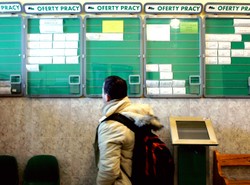 Pół miliona Polaków powinno bać się o pracę