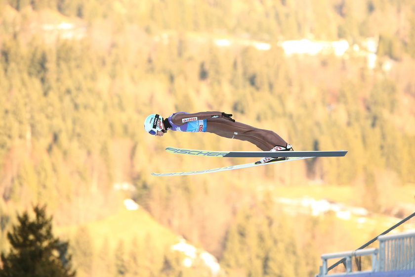 Kamil Stoch we wspaniałym stylu wygrał drugi konkurs 66. Turnieju Czterech Skoczni w niemieckim Garmisch-Partenkirchen