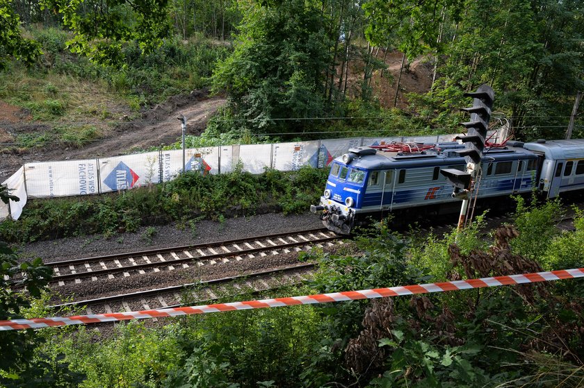 Prace przy poszukiwaniach "złotego pociągu" trwają