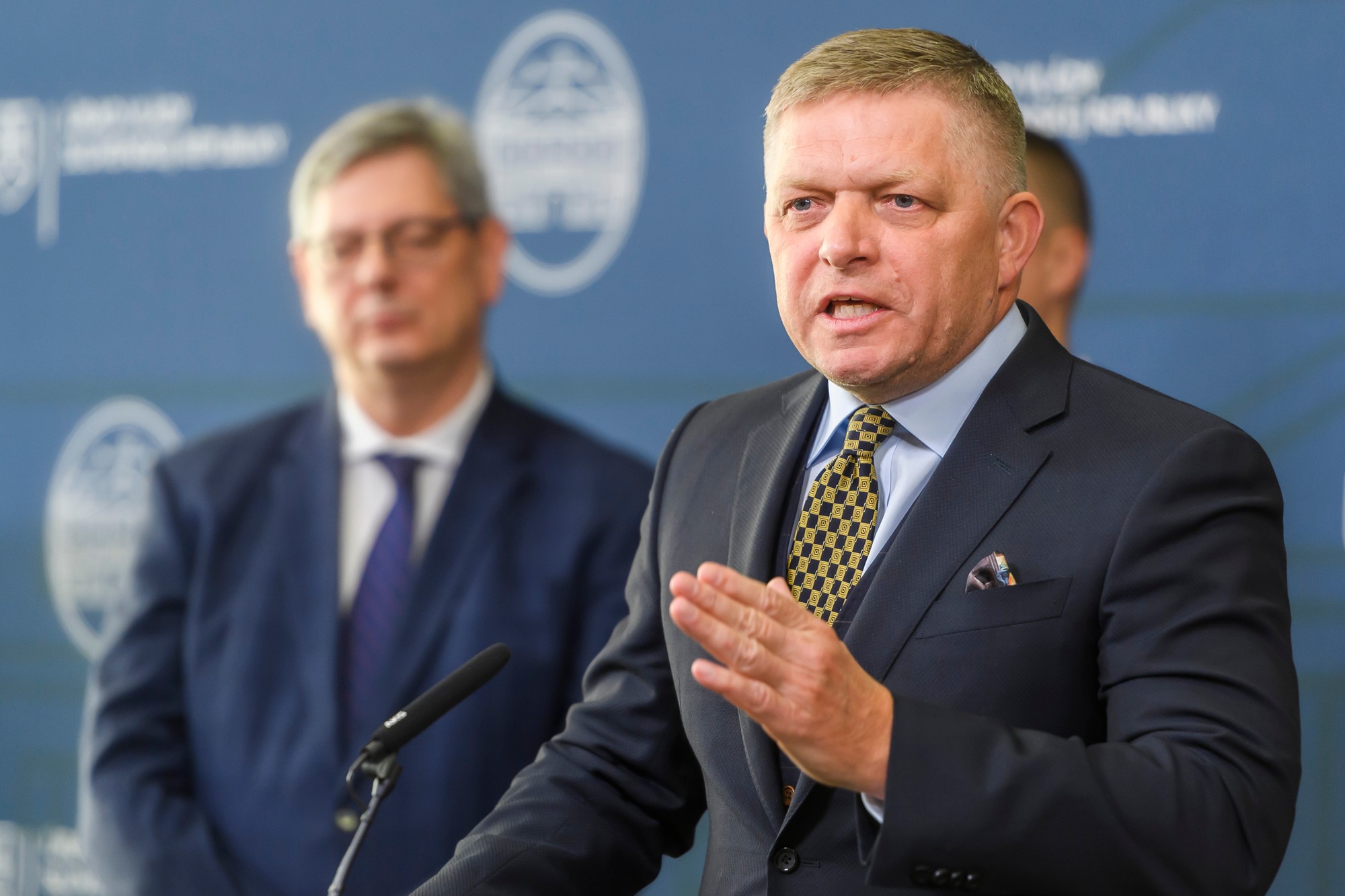 Predseda vlády SR Robert Fico (Smer-SD).