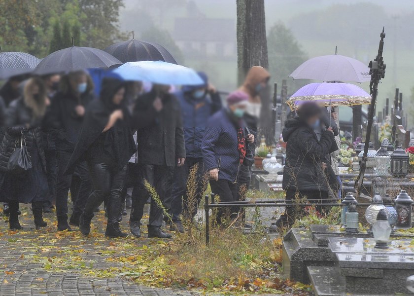 Ksiądz nie wpuścił trumny do kościoła