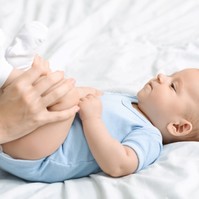 Ezzel az egyszerű gyakorlatsorral megelőzheti gyermeke csípőízületi problémáit